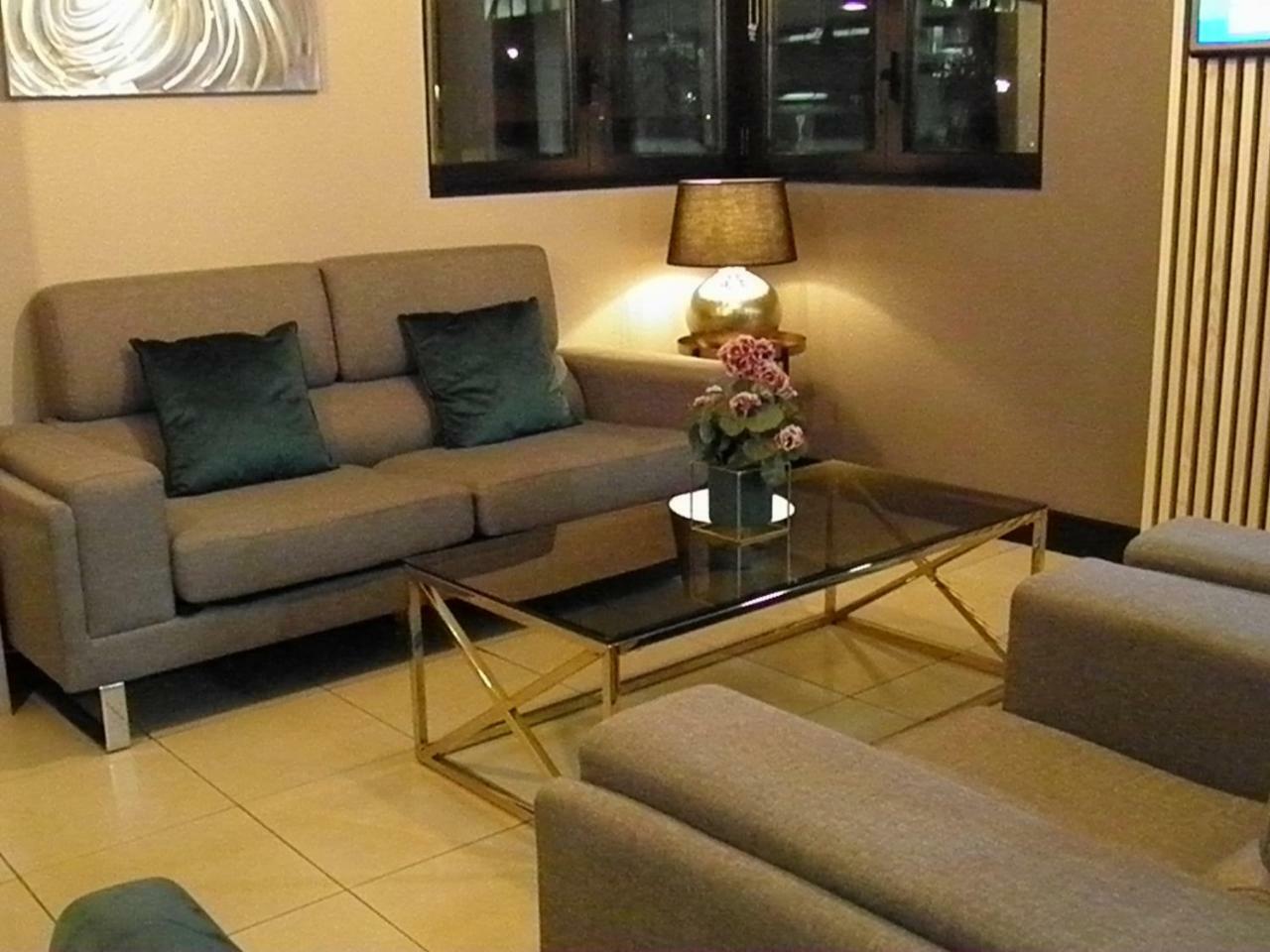 Euro Hotel Paris Créteil Exteriör bild